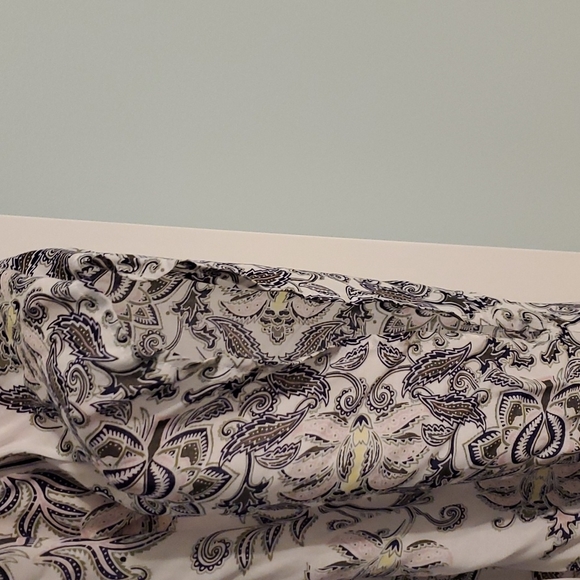 Top - Picture 3 of 6